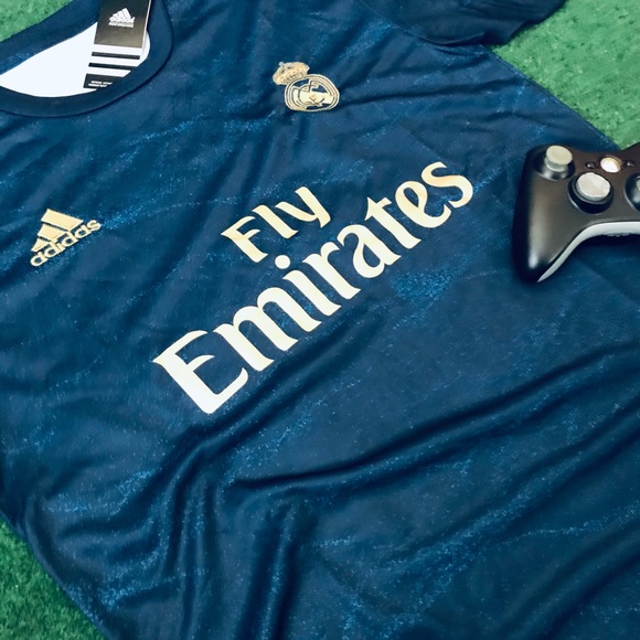 REAL MADRID AWAY JERSEY 19/20 - Picture 2 of 4